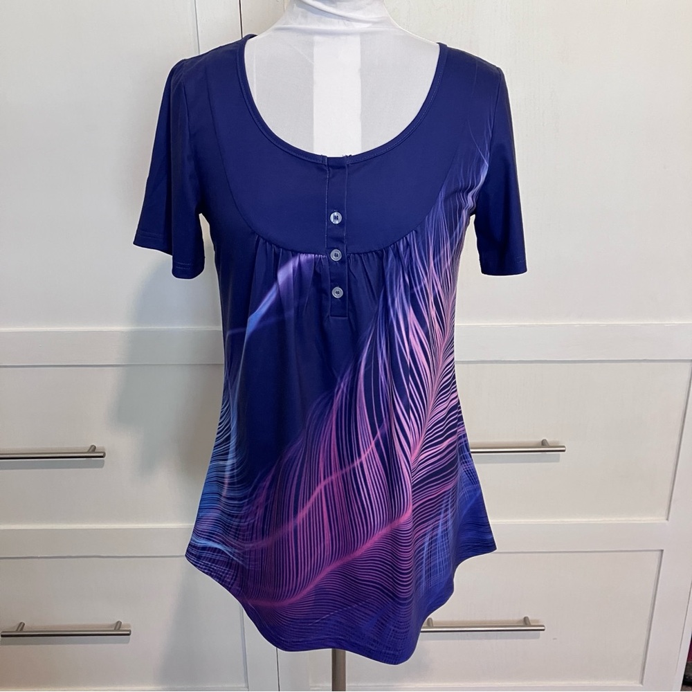 Asymmetrical Blue and Purple Scoop Neck Short Sleeve Blouse, XS